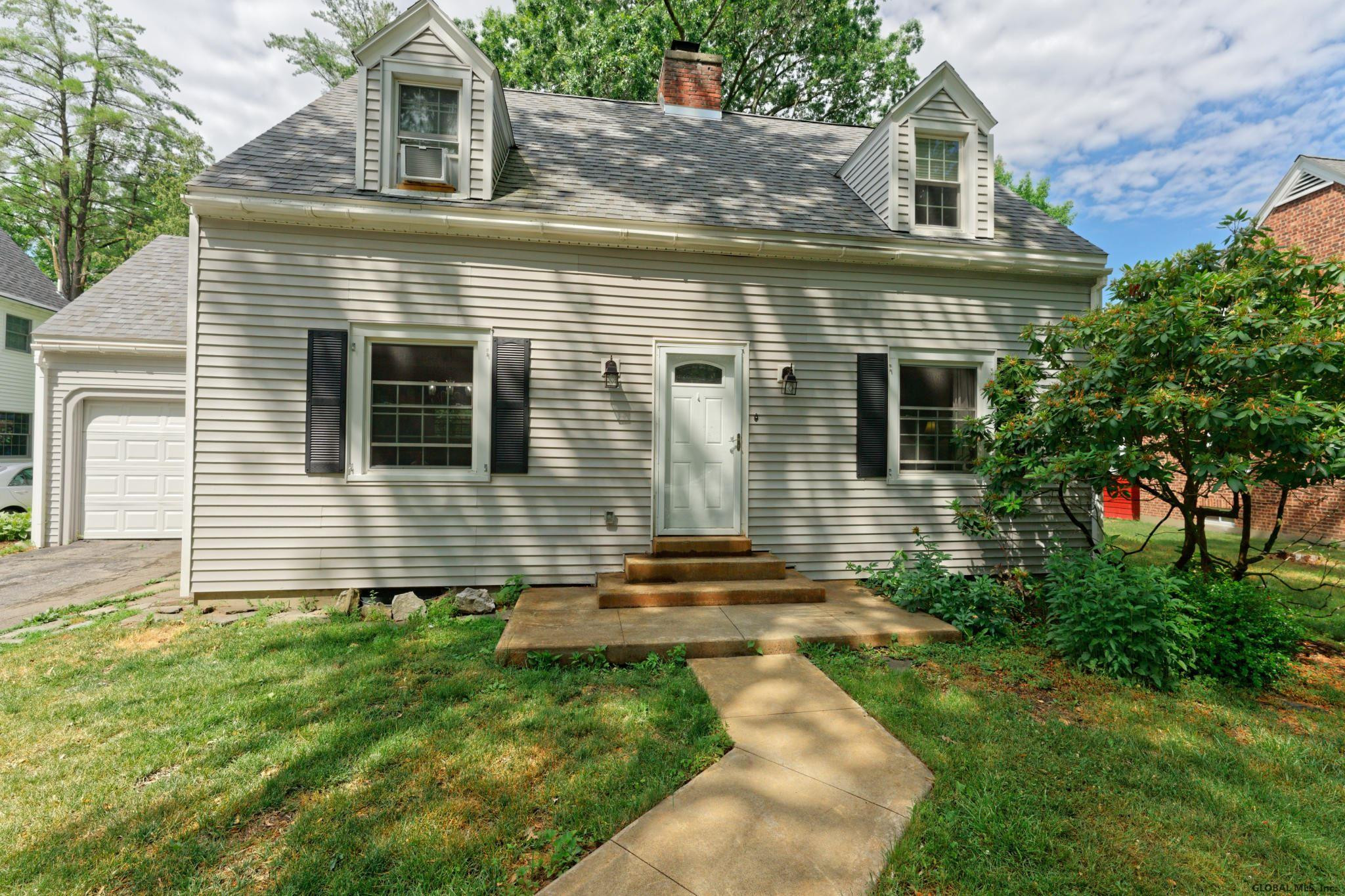 76 Salisbury Road Bethlehem, NY 12054 - Photo 2 of 28 Photo 2