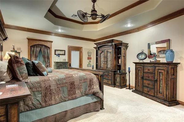 a view of a livingroom with closet and a window