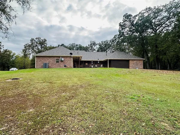 $799,900 | 365 County Road 3512, Dike, TX 75437