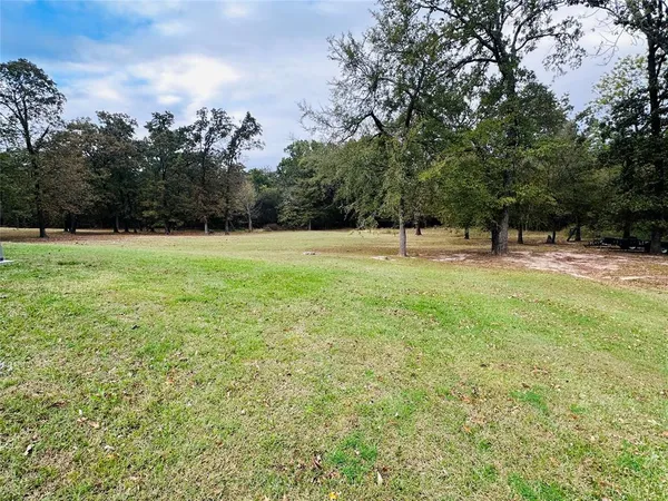 $799,900 | 365 County Road 3512, Dike, TX 75437