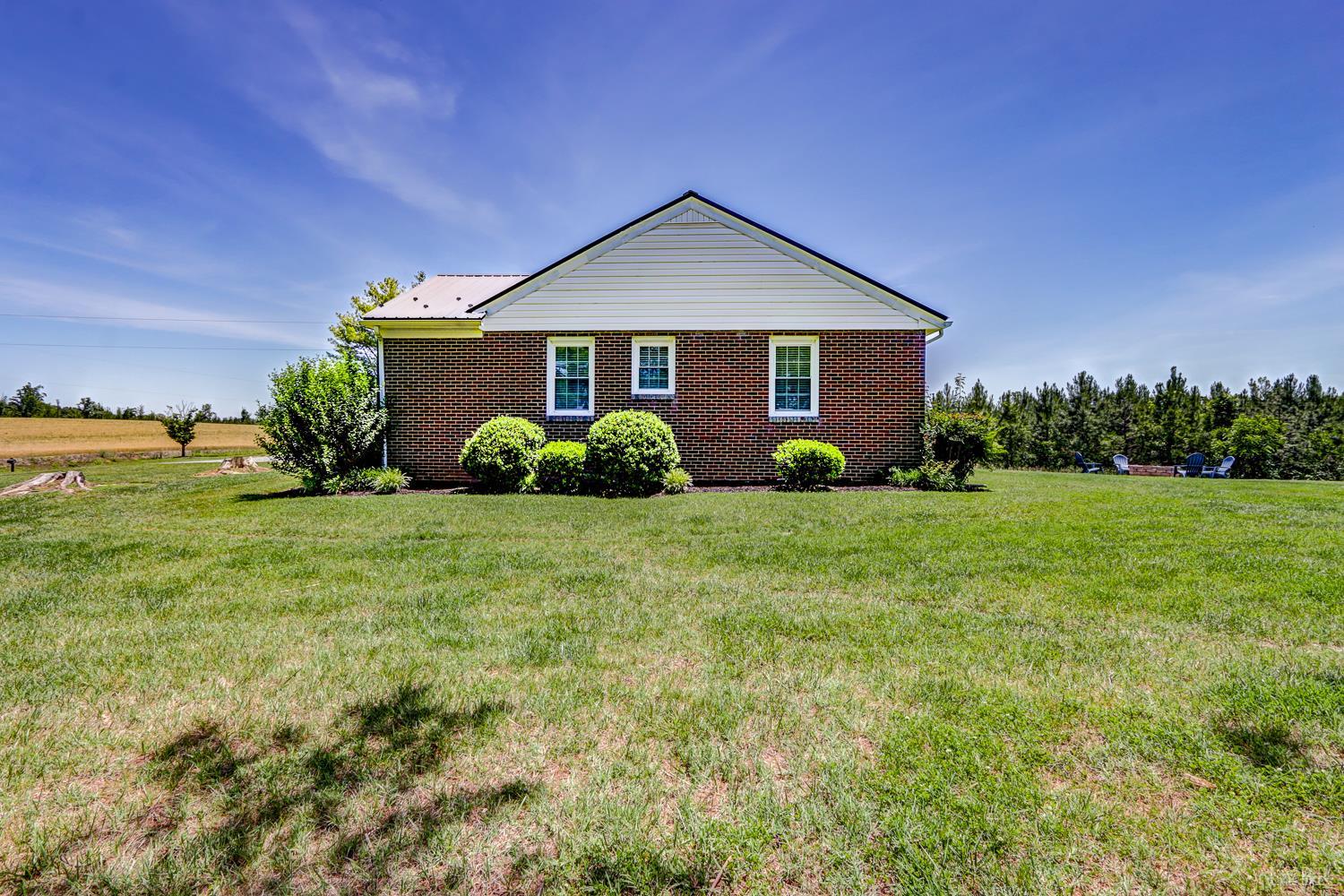 384 Novelty Road Union Hall, VA 24176 - Photo 10 of 49