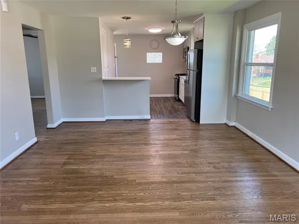 $190,000 | 1135 Wilshire Avenue, University City, MO 63130