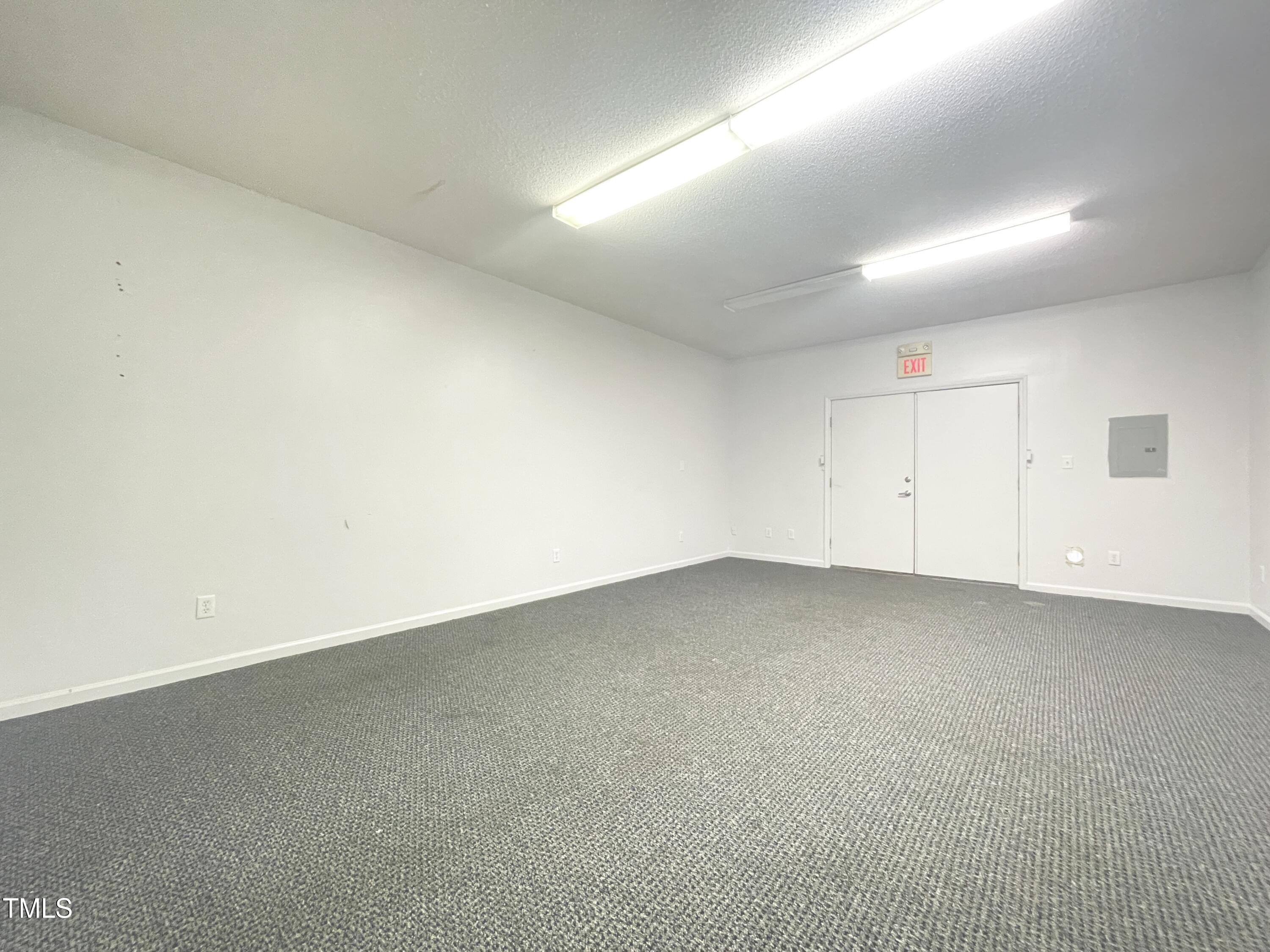 3765 Junction Boulevard Raleigh, NC 27603 - Photo 5 of 8 IMG_2409