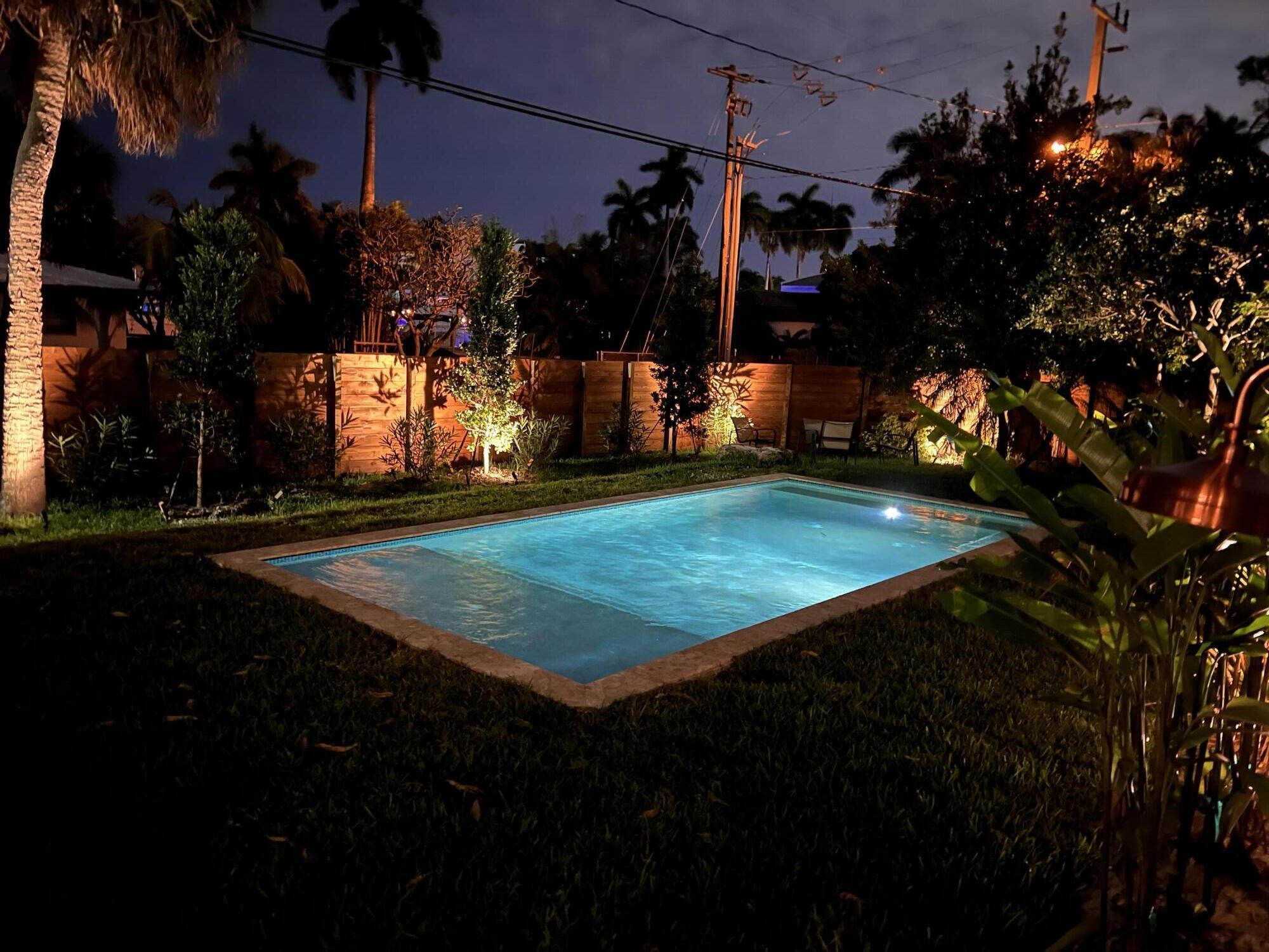 500 North Victoria Park Road Fort Lauderdale, FL 33301 - Photo 2 of 4 IMG_6867