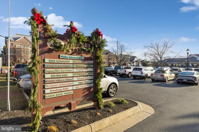 $759,000 | 254 Bluemont Branch Terrace Southeast, Leesburg, VA 20175