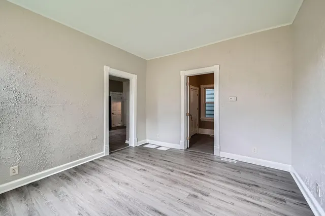 $249,900 | 911 Sims Avenue, St. Paul, MN 55106