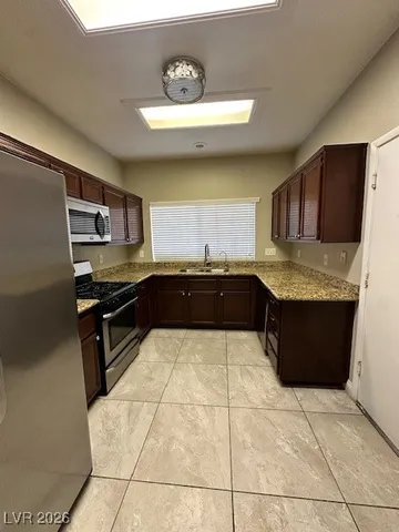 $2,200 | 8057 Broken Spur Lane, Las Vegas, NV 89131