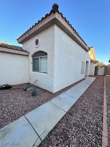 $2,200 | 8057 Broken Spur Lane, Las Vegas, NV 89131