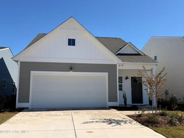$2,100 | 76 Cobbler Way, Hampstead, NC 28443