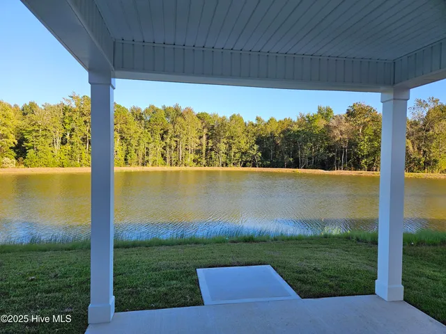 $2,100 | 76 Cobbler Way, Hampstead, NC 28443