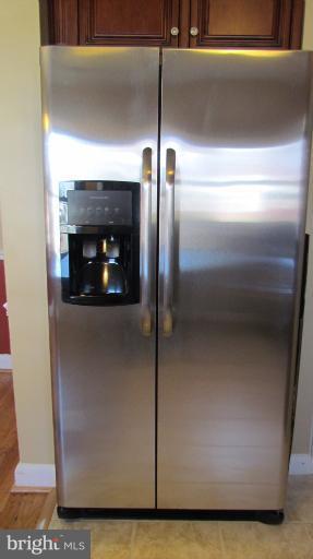 441 Grovethorn Road Middle River, MD 21220 - Photo 14 of 27 Kitchen