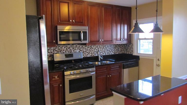 441 Grovethorn Road Middle River, MD 21220 - Photo 17 of 27 Kitchen