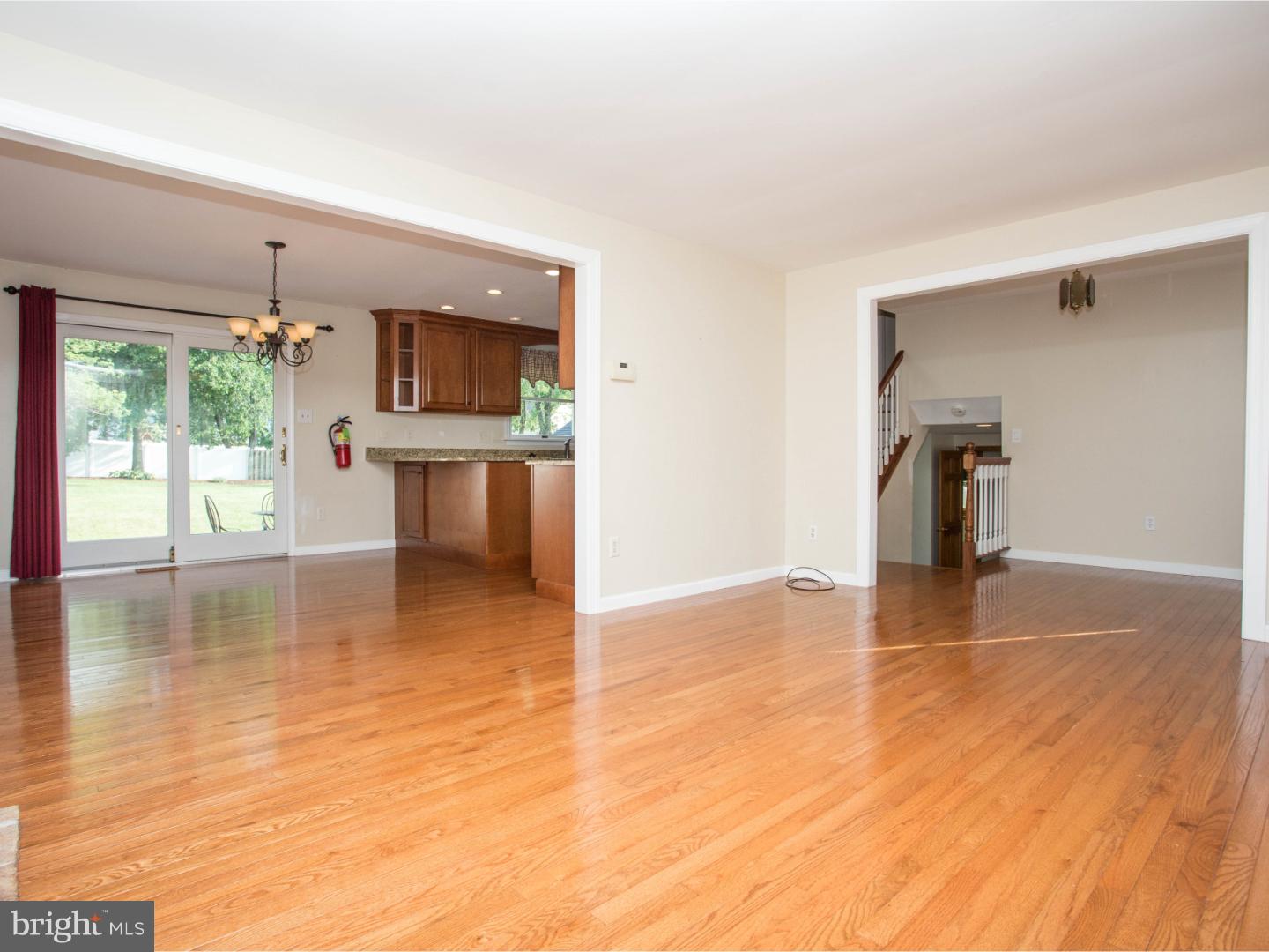 111 Pelham Road Delran, NJ 08075 - Photo 6 of 25
