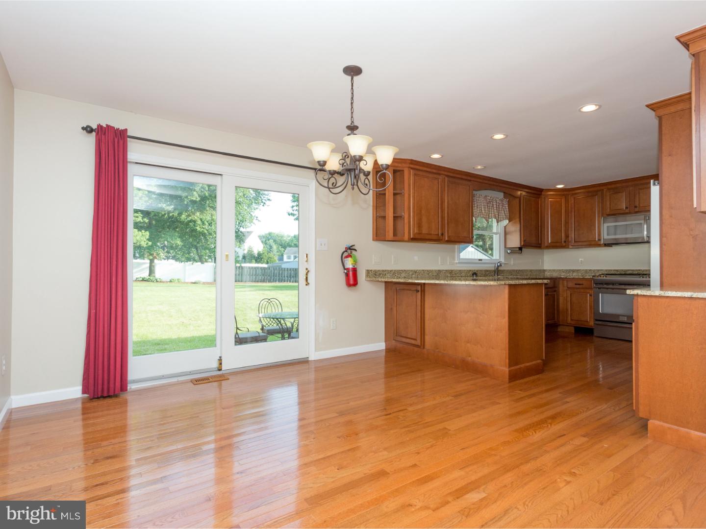 111 Pelham Road Delran, NJ 08075 - Photo 8 of 25