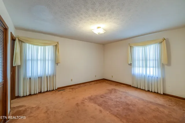 $490,000 | 228 McCarter Lane, Cumberland Gap, TN 37724