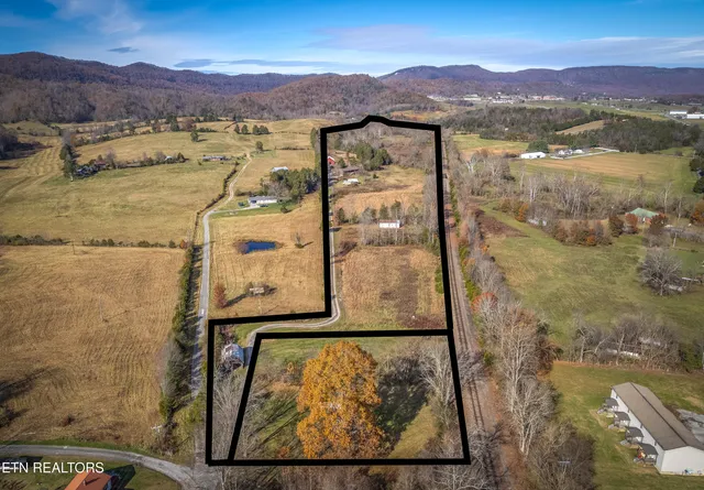 $490,000 | 228 McCarter Lane, Cumberland Gap, TN 37724