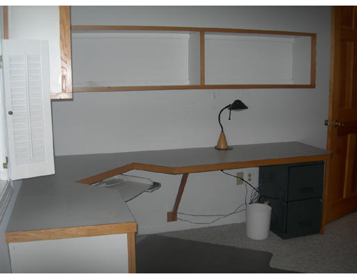 79 South Plain Road Sunderland, MA 01375 - Photo 7 of 9