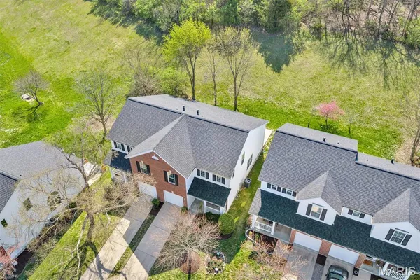 $275,000 | 1249 Big Bend Crossing Drive, Manchester, MO 63088