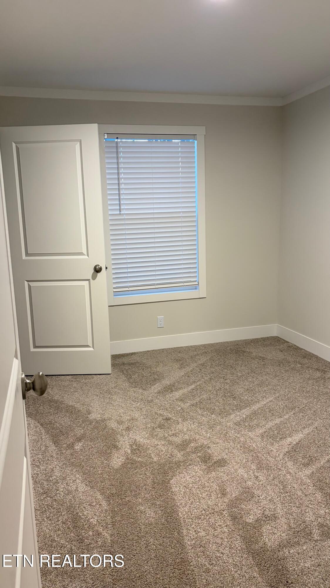 645 Virginia Street Newport, TN 37821 - Photo 11 of 16 IMG_6512