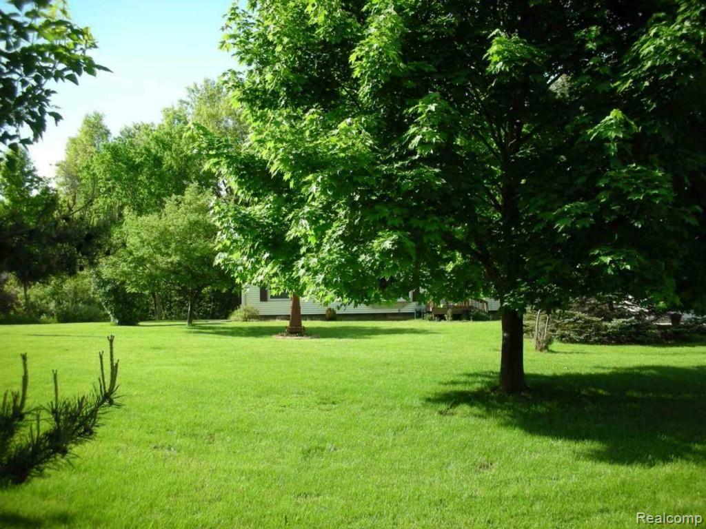 3400 Lippincott Road Lapeer, MI 48446 - Photo 25 of 26 DSCN6053.jpg