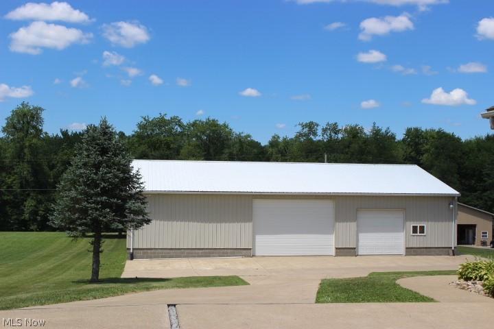 904 Bender Road Marietta, OH 45750 - Photo 3 of 19 Gallery Image 3
