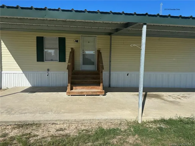 $428,500 | 2513 North Flounder Drive, Lake Charles, LA 70605