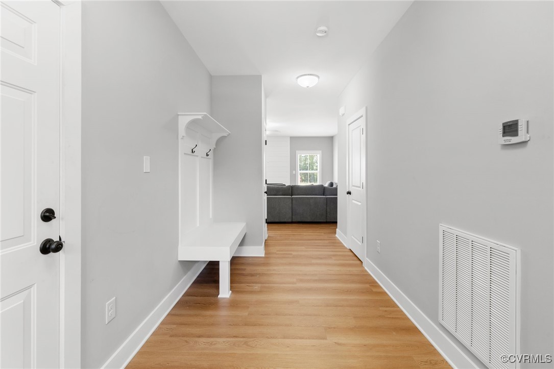 6904 Bethlehem Road Richmond, VA 23228 - Photo 4 of 25 Gallery Image 4