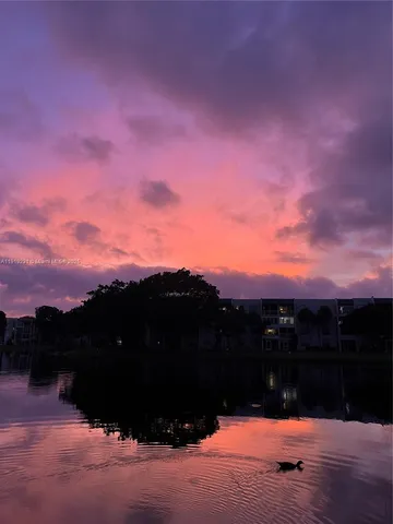 $2,200 | 1522 Whitehall Drive, Unit 204, Davie, FL 33324