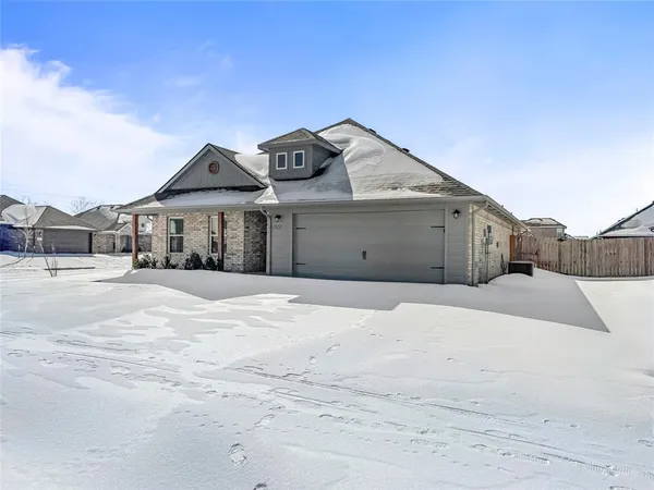 $2,395 | 2800 Orchid Drive, Sherman, TX 75092