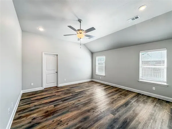 $2,395 | 2800 Orchid Drive, Sherman, TX 75092