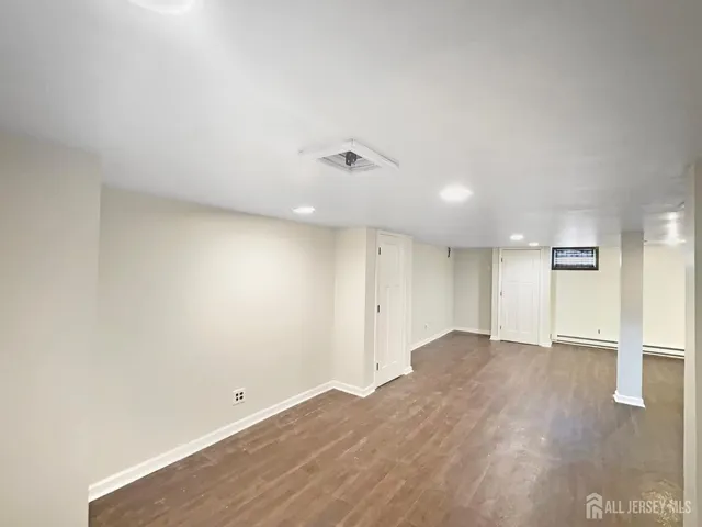 $509,000 | 124 Lincoln Avenue, Colonia, NJ 07067