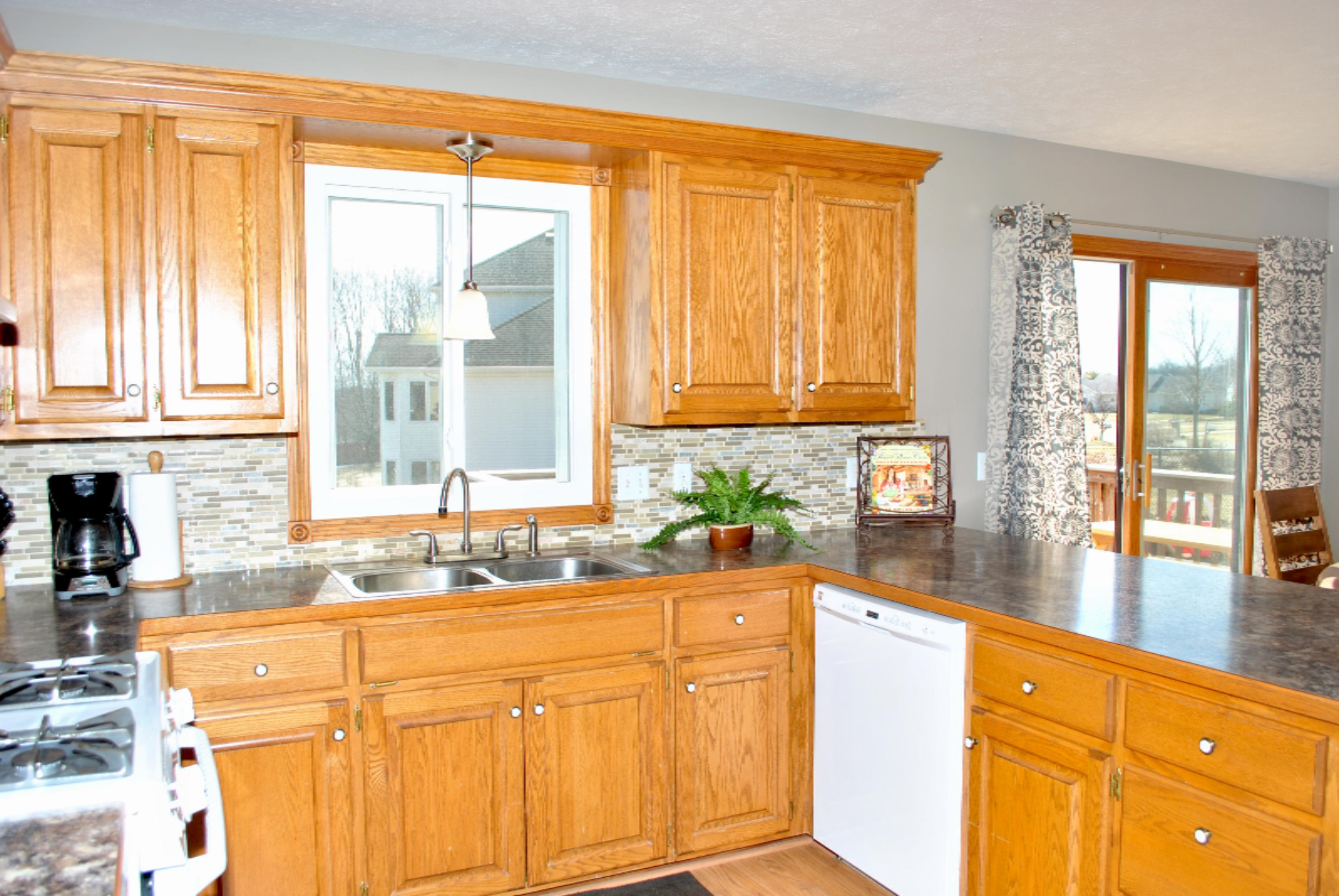 7704 Park Ridge Drive Southwest Jenison, MI 49428 - Photo 11 of 29 CARLY 23.jpg