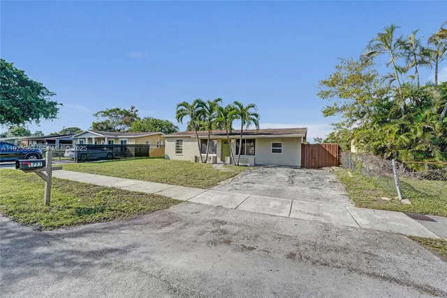 $3,200 | 1777 Northwest 34th Avenue, Lauderhill, FL 33311