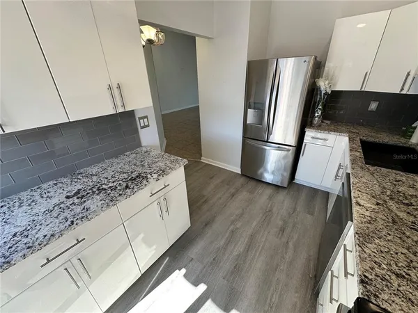 $2,800 | 864 Waterside Lane, Bradenton, FL 34209