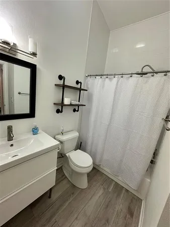 $2,800 | 864 Waterside Lane, Bradenton, FL 34209