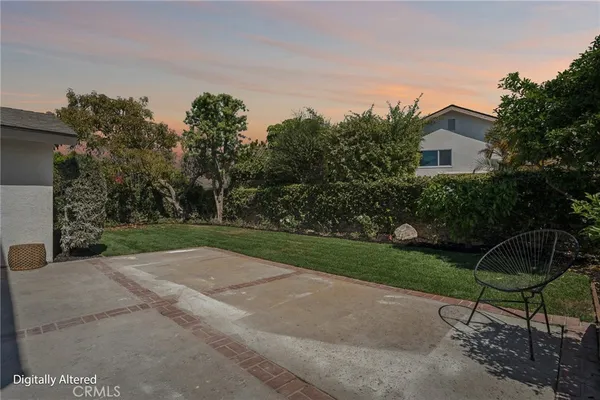 $1,799,000 | 3050 Arlotte Avenue, Long Beach, CA 90808