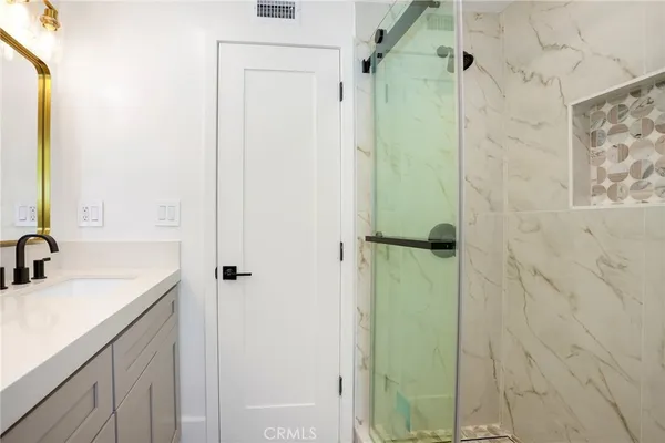 $1,799,000 | 3050 Arlotte Avenue, Long Beach, CA 90808