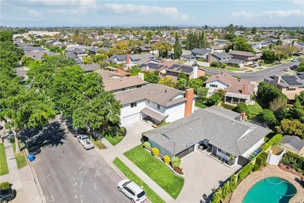 $1,799,000 | 3050 Arlotte Avenue, Long Beach, CA 90808