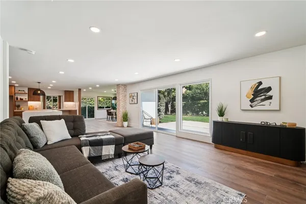 $1,799,000 | 3050 Arlotte Avenue, Long Beach, CA 90808