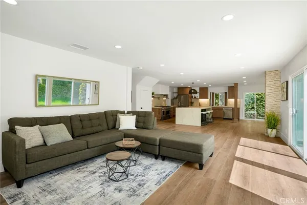 $1,799,000 | 3050 Arlotte Avenue, Long Beach, CA 90808