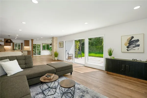 $1,799,000 | 3050 Arlotte Avenue, Long Beach, CA 90808