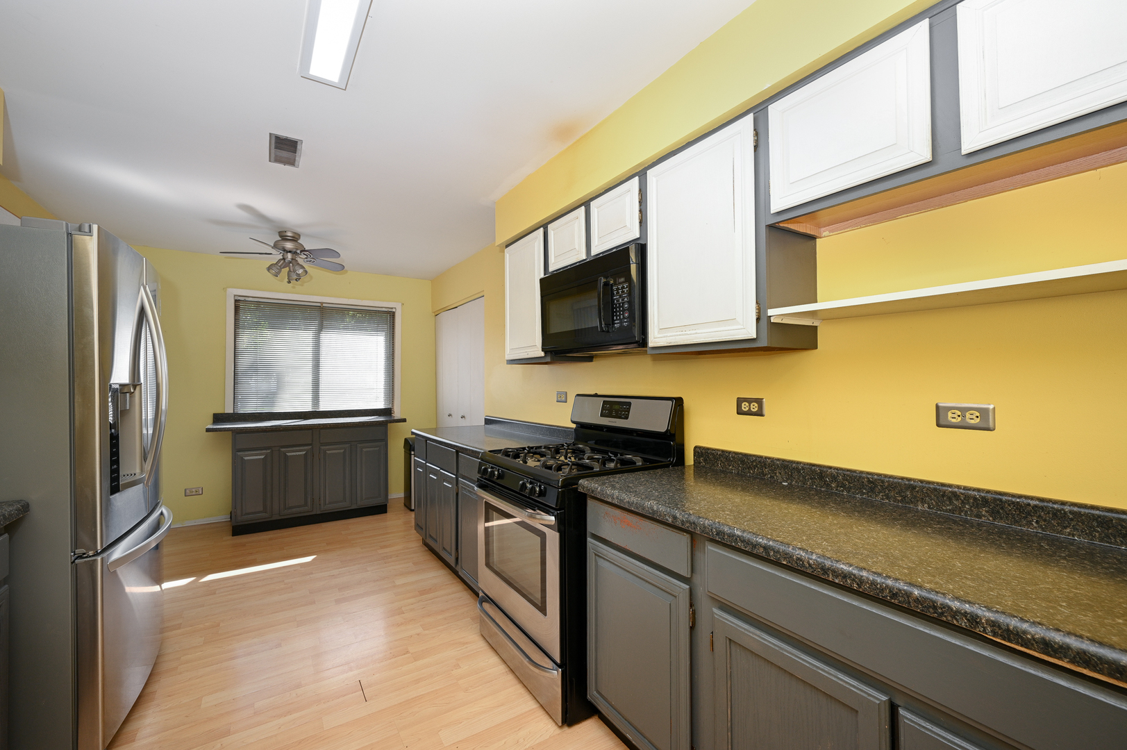 -n069 Windermere Road, Unit 2301 Winfield, IL 60190 - Photo 9 of 27 Gallery Image 9