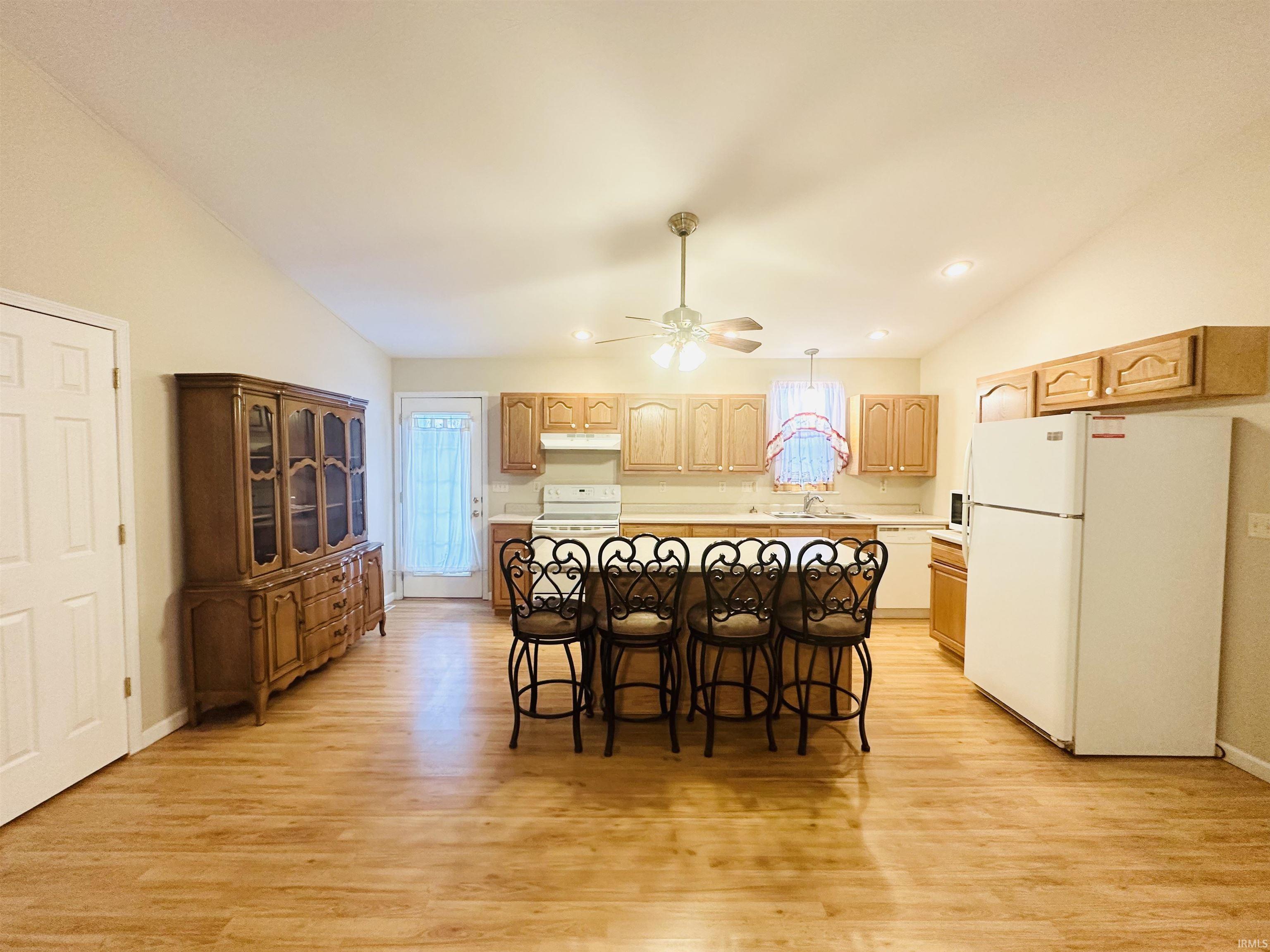 913 Walkerton Trail Walkerton, IN 46574 - Photo 10 of 32