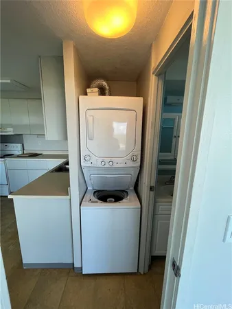 $2,500 | 1060 Kamehameha Highway, Unit 3204B, Pearl City, HI 96782