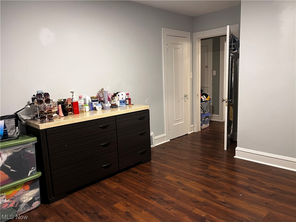 17108 Kenyon Road Cleveland, OH 44120 - Photo 28 of 35