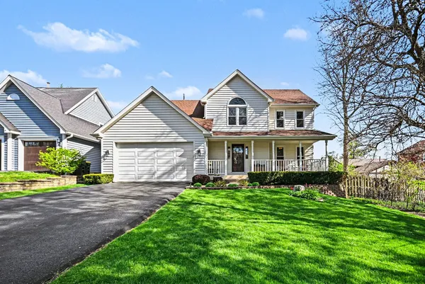$850,000 | 22W450 Cherry Lane, Glen Ellyn, IL 60137