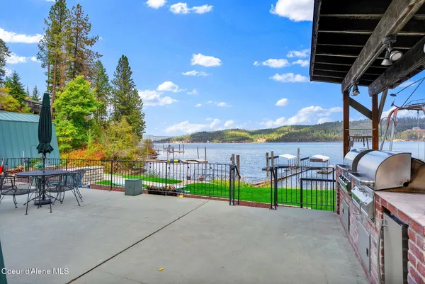 $2,950,000 | 4051 West Tule Lane, Worley, ID 83876