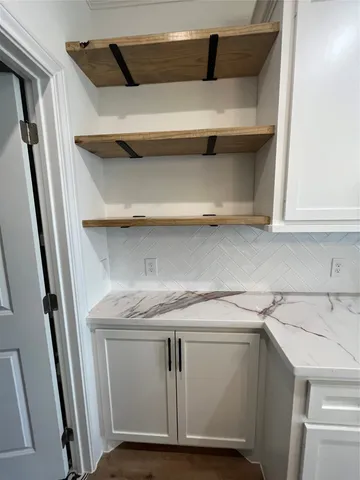 $279,900 | 114 Capetown Circle, Montgomery, TX 77356