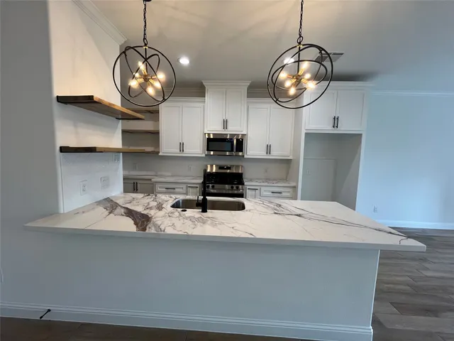 $279,900 | 114 Capetown Circle, Montgomery, TX 77356