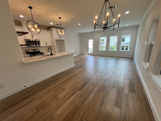 $279,900 | 114 Capetown Circle, Montgomery, TX 77356